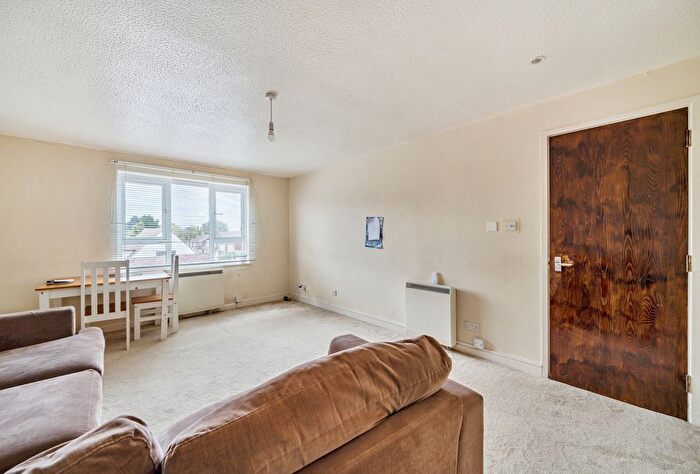 2 Bedroom Flat For Sale In Vicarage Court, Brockworth, Gloucester, GL3