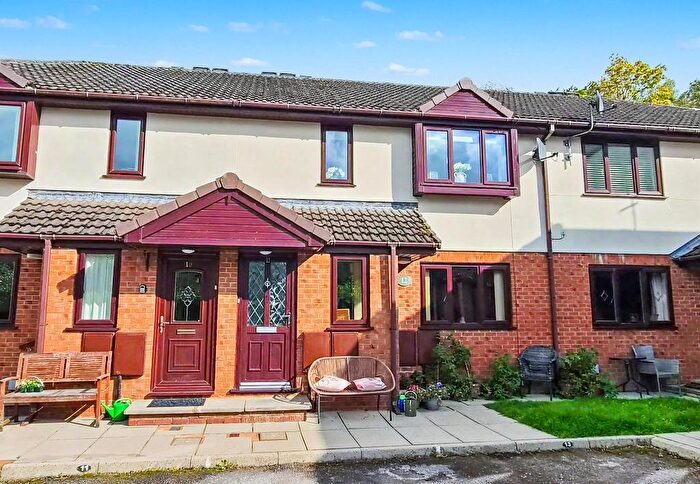 2 Bedroom Apartment For Sale In The Cloisters, Whalley, Clitheroe, Lancashire, BB7