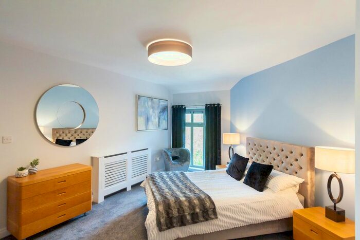 2 Bedroom Flat To Rent In Evesham Road, Redditch, B97