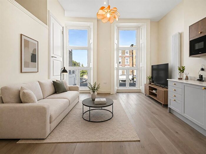 1 Bedroom Flat For Sale In Kilburn High Road, London, NW6