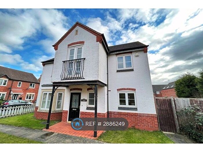 4 Bedroom Detached House To Rent In Hillview, Stratford Upon Avon, CV37