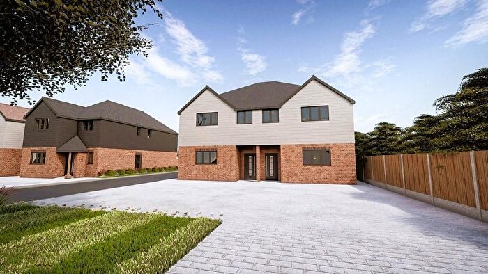 4 Bedroom Semi-Detached House For Sale In Third Avenue, Stanford Le Hope, Essex, SS17