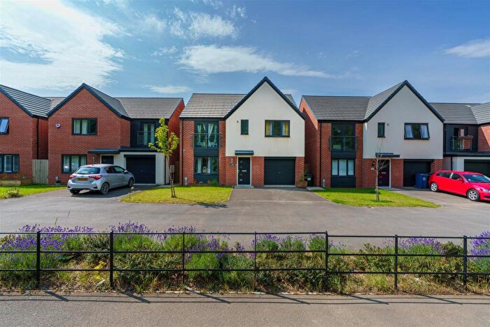 5 Bedroom Detached House To Rent In Primrose Lane, Great Park, NE13