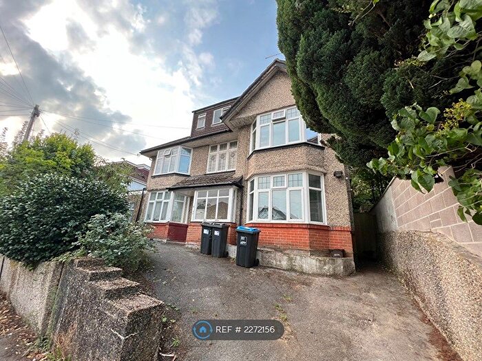 5 Bedroom Detached House To Rent In Maxwell Road, Bournemouth, BH9