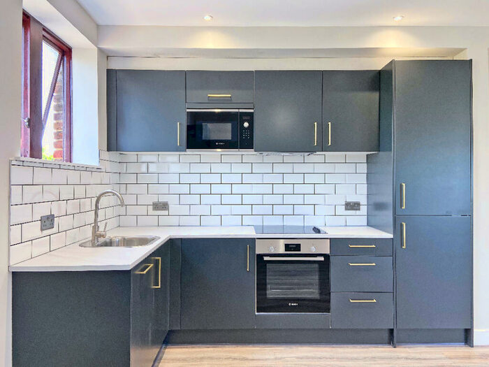 2 Bedroom Apartment To Rent In Stratfield House, Station Road, Hook, RG27