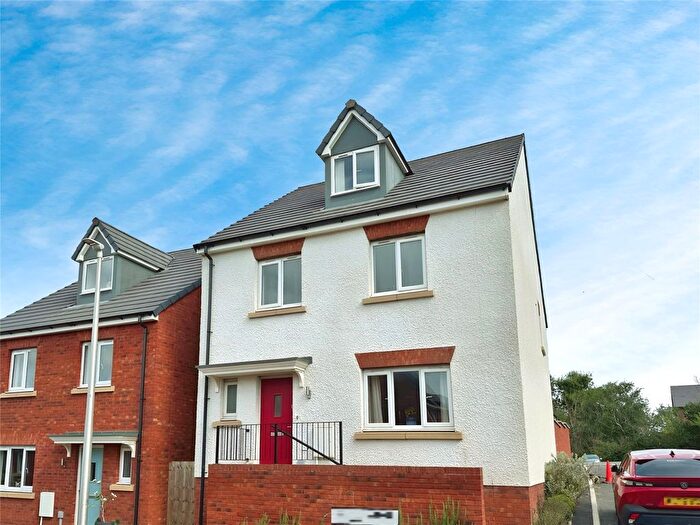 5 Bedroom Detached House To Rent In Sybil Mead, Exeter, Devon, EX1