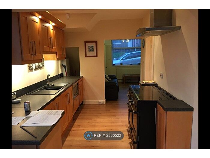 2 Bedroom End Of Terrace House To Rent In Chatham Street, Stockport, SK3