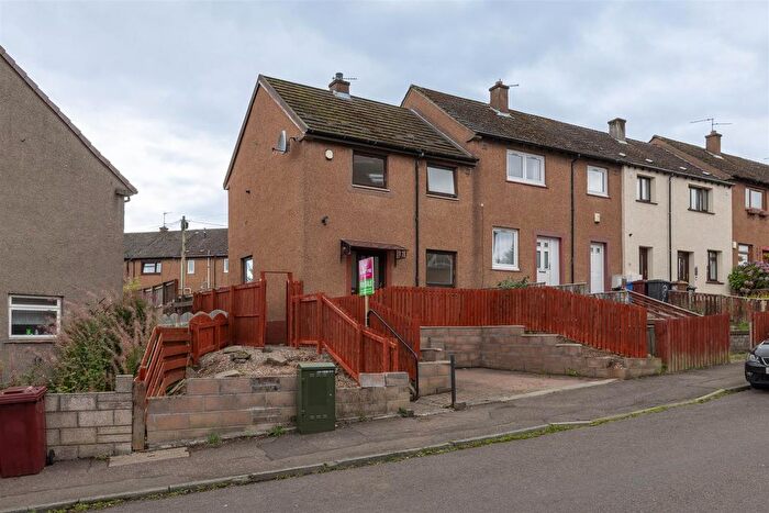 2 Bedroom End Of Terrace House For Sale In Fintry Crescent, Dundee, DD4