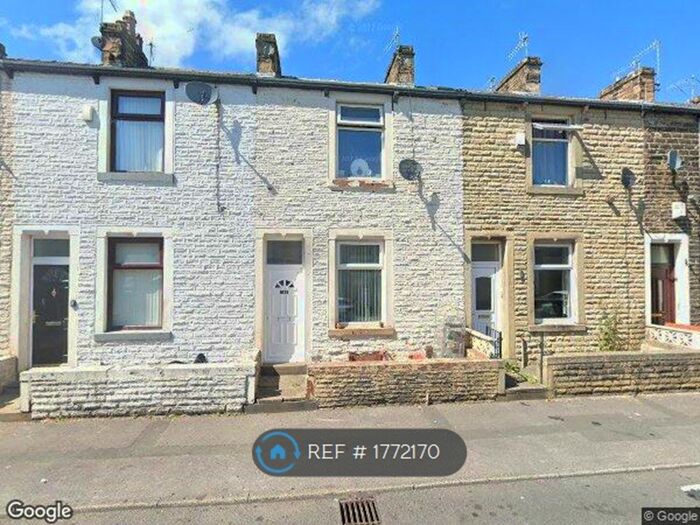 3 Bedroom Terraced House To Rent In Ferndale Street, Burnley, BB10