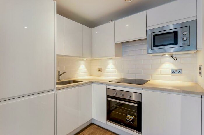 1 Bedroom Apartment To Rent In Finzels Reach Bristol, BS1