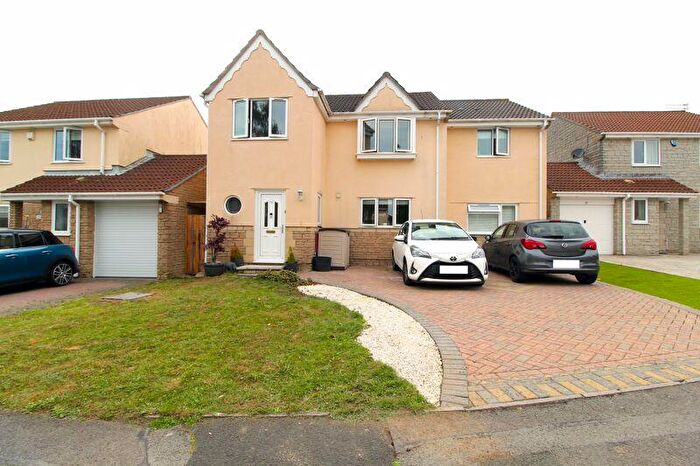 7 Bedroom Detached House For Sale In Cooks Close, Bradley Stoke, BS32