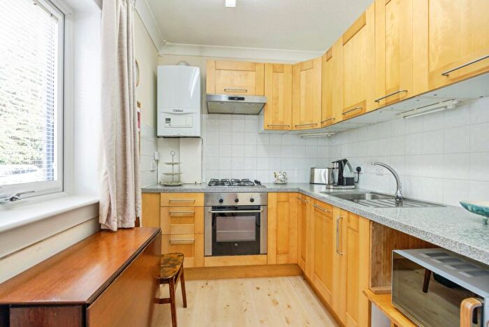 2 Bedroom Flat For Sale In Eskview Grove, Dalkeith, Midlothian, EH22