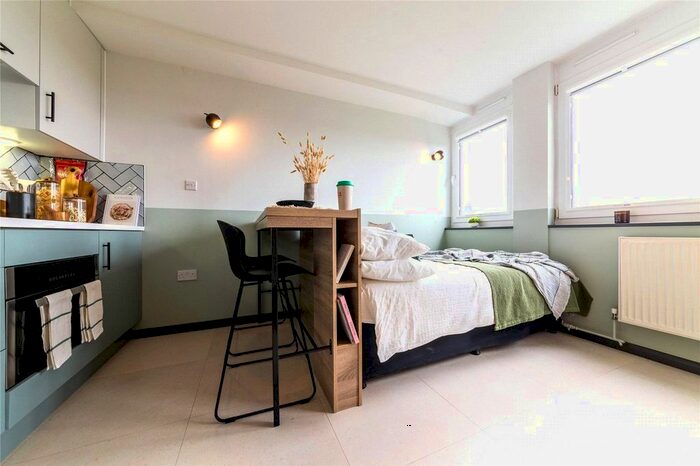 Studio To Rent In Uncle Stockwell, Courland Grove, London, SW8