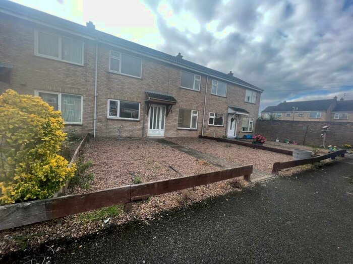 3 Bedroom House To Rent In Garden Close, Stamford, PE9