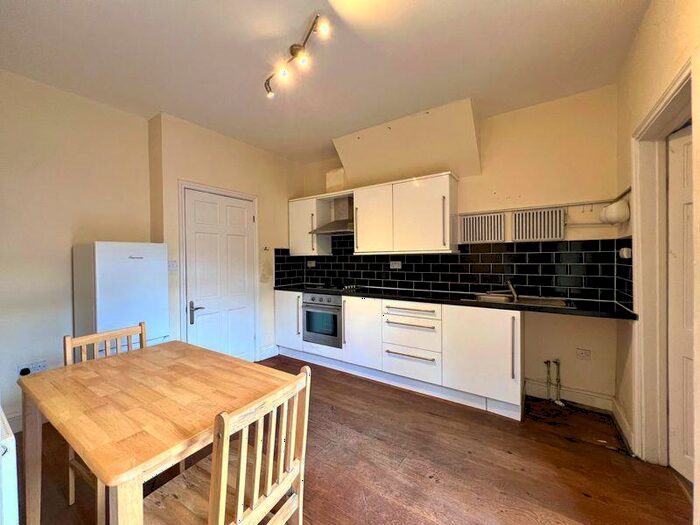 1 Bedroom Detached House To Rent In Bed Flat I Ground Floor I Private Garden I St. Barnabas Road &# Pcm, E17
