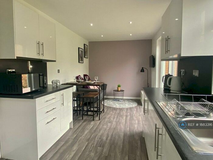 4 Bedroom End Of Terrace House To Rent In Freeburn Causeway, Coventry, CV4