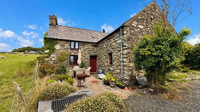 3 Bedroom Detached House For Sale In Llanbedr, LL45