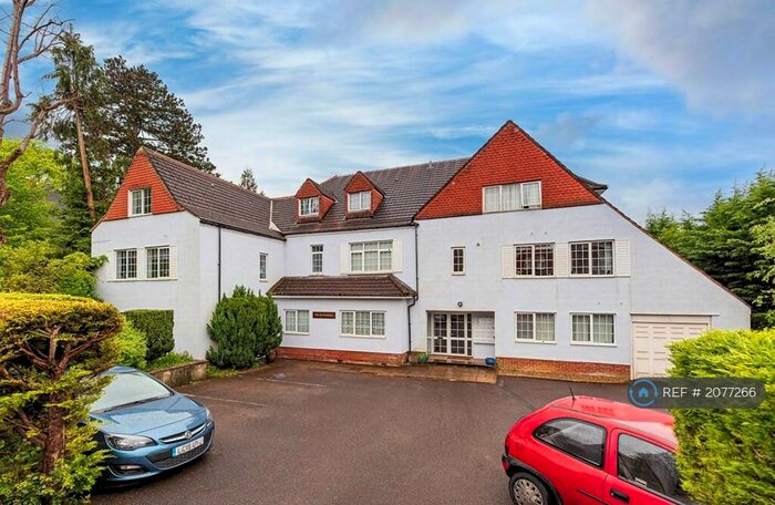 2 Bedroom Flat To Rent In The Devonshires, Epsom, KT17