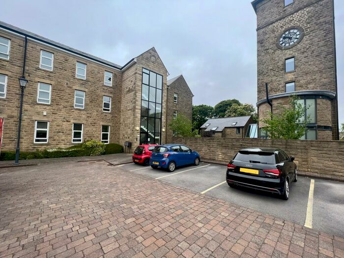 2 Bedroom Apartment To Rent In Underbank House, Holyrood Avenue, S10