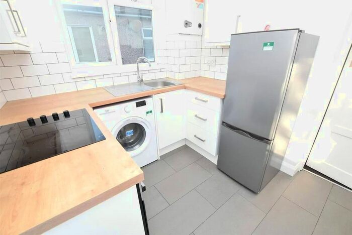 1 Bedroom Flat To Rent In Daneby Road, London, SE6