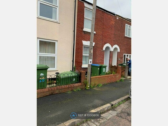 3 Bedroom Terraced House To Rent In Castle Street, Southampton, SO14