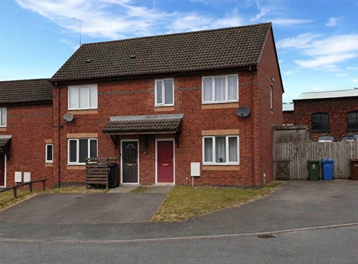 3 Bedroom Semi Detached House For Sale In Cotton Mill Crescent, Chadderton, Oldham, OL9