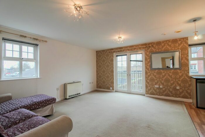 2 Bedroom Flat To Rent In Longford Road, Stretford, Manchester M32