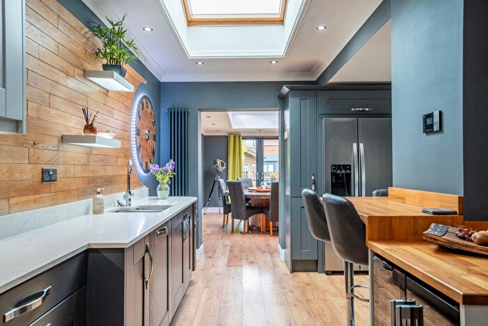 3 Bedroom Semi-Detached House For Sale In Langdale Avenue, York, YO31