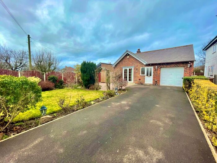 3 Bedroom Bungalow To Rent In Hill Close, Spondon, DE21