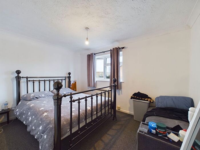 2 Bedroom Semi-Detached House For Sale In Albany Walk, Peterborough, PE2