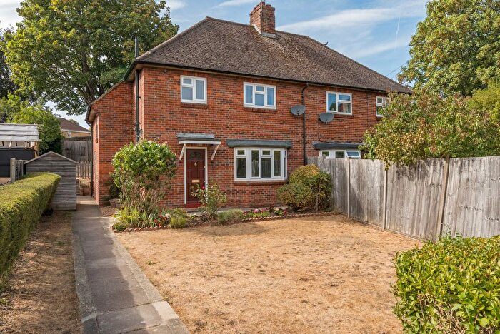 3 Bedroom Semi Detached House For Sale In Roman Way, Farnham, GU9