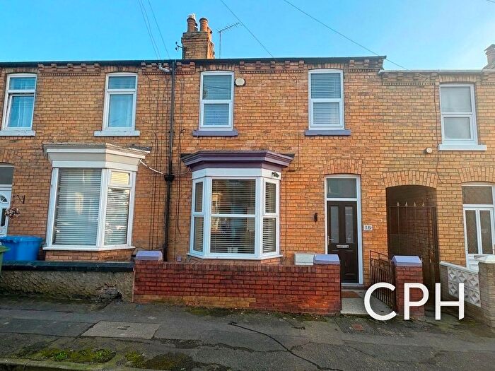 2 Bedroom Terraced House For Sale In Caledonia Street, Scarborough, YO12
