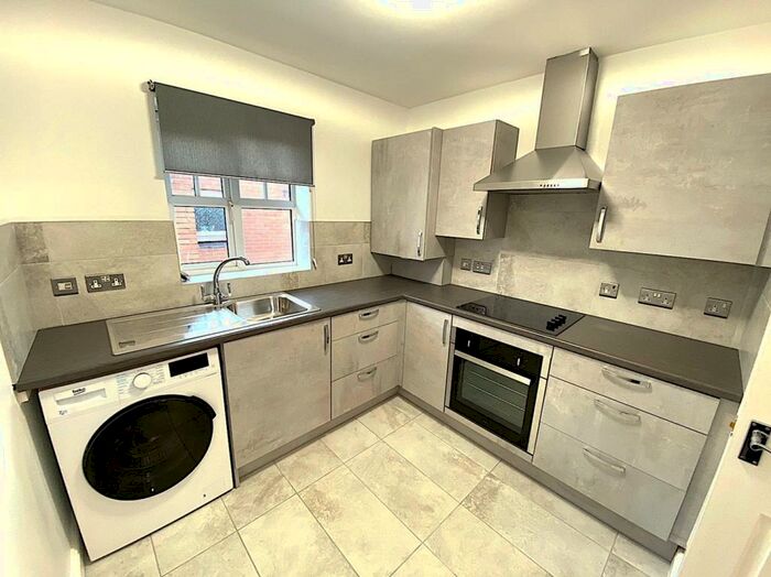 2 Bedroom Apartment To Rent In Fanad House, Gravelly Hill North