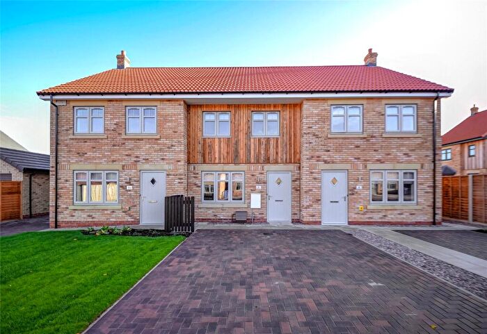 3 Bedroom Terraced House To Rent In Henson Drive, Park Lane, Cottingham, Yorkshire, HU16