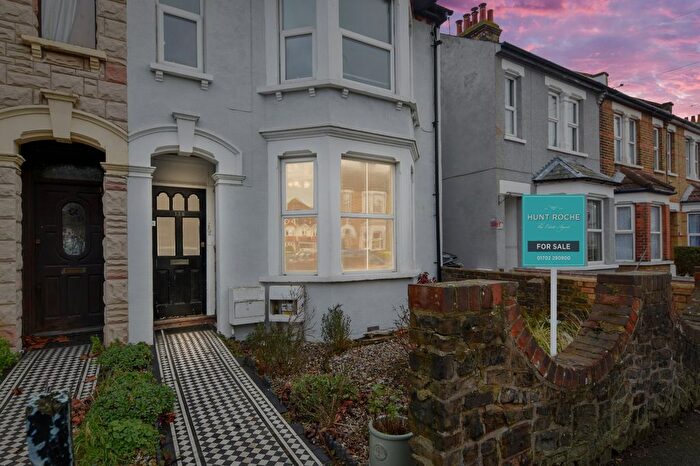 1 Bedroom Flat For Sale In High Street, Shoebury Village, Shoeburyness, Essex, SS3