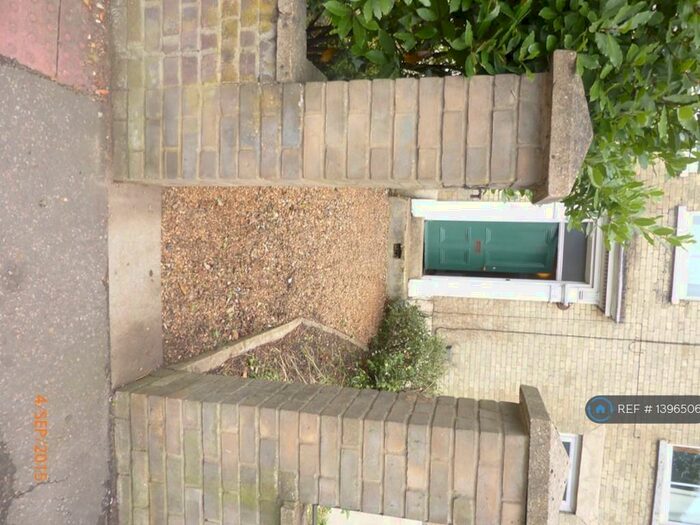 4 Bedroom Terraced House To Rent In Grove Road, Norwich, NR1