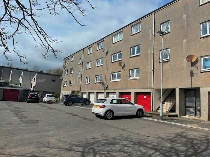 2 Bedroom Flat To Rent In Mainhead Terrace, G67