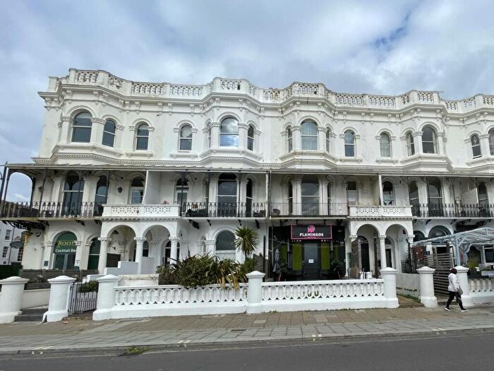 2 Bedroom Flat To Rent In Marine Parade, Worthing, West Sussex, BN11