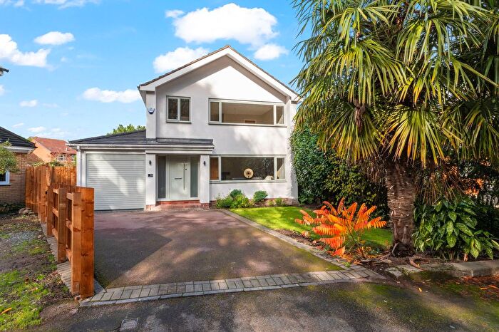 3 Bedroom Detached House For Sale In Richard Cooper Road, Shenstone, WS14