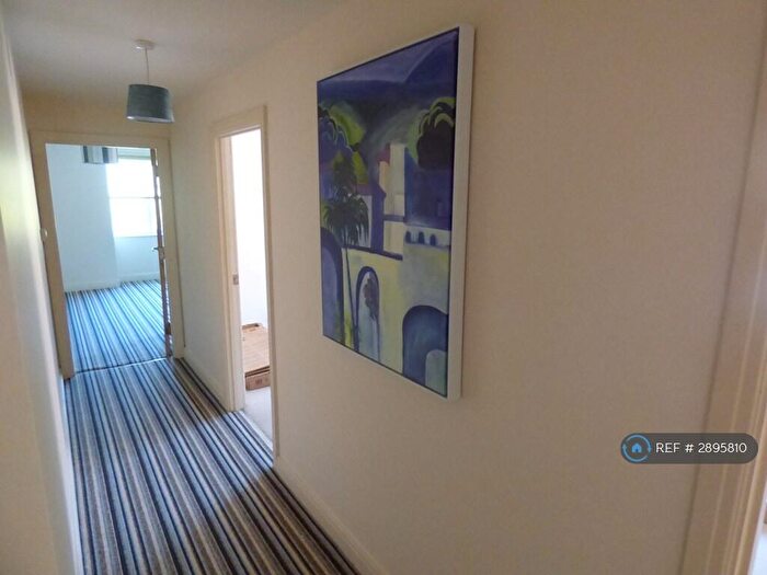 3 Bedroom Flat To Rent In Methuen Road, Bournemouth, BH8