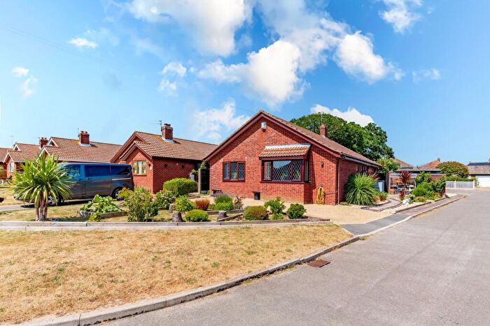 3 Bedroom Detached Bungalow For Sale In King George Close, Rollesby, NR29
