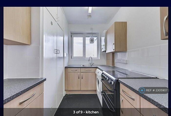 Studio To Rent In Galveston House, London, E1