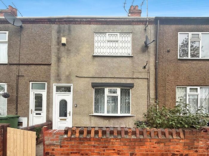 3 Bedroom Terraced House For Sale In Corporation Road, Grimsby, Lincolnshire, DN31
