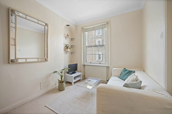 1 Bedroom Flat To Rent In Denbigh Street, Pimlico, SW1V