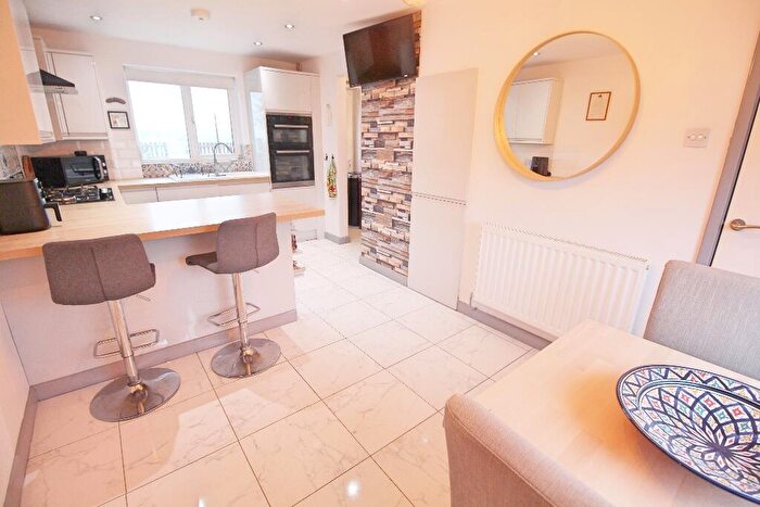 3 Bedroom Terraced House For Sale In Whaley Common, Langwith, NG20