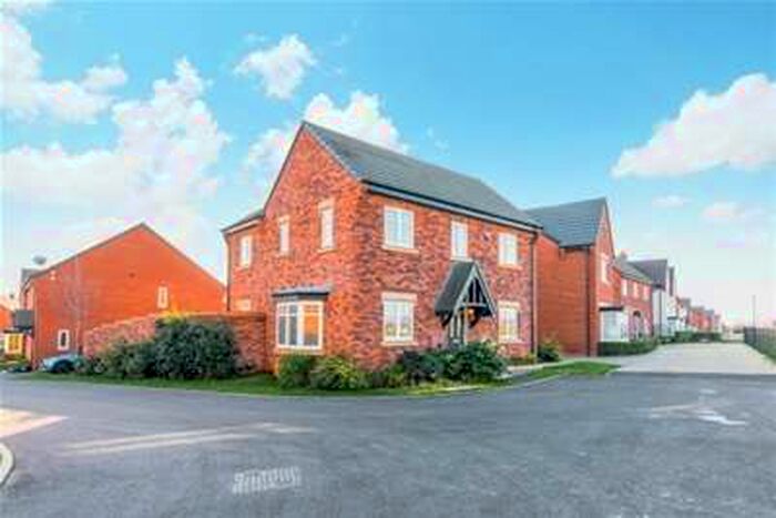 4 Bedroom House To Rent In Lister Avenue, Lichfield, WS13