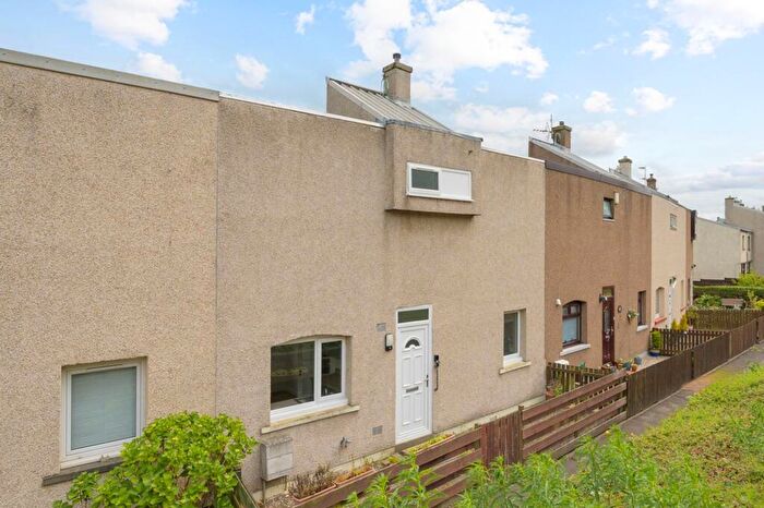 2 Bedroom Terraced House For Sale In Forth View, Inverkeithing, KY11