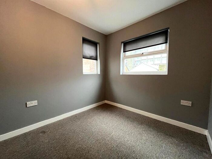 1 Bedroom Maisonette To Rent In Devonshire Place, Brighton, BN2