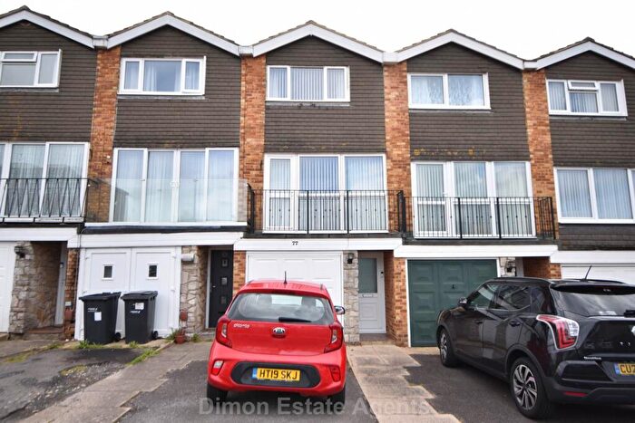 3 Bedroom Town House For Sale In Broadsands Drive, Gomer, Gosport, PO12