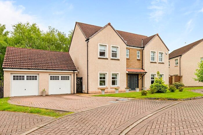 5 Bedroom Detached House For Sale In Bramble Avenue, Kinnaird, Larbert, FK5
